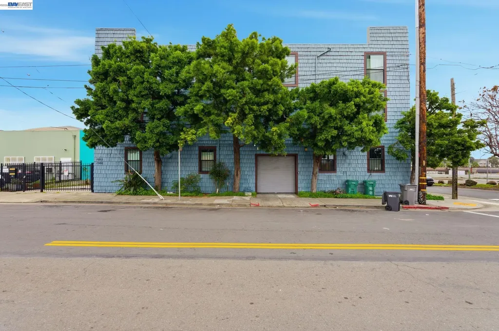 1004 9th Avenue Oakland CA 94606