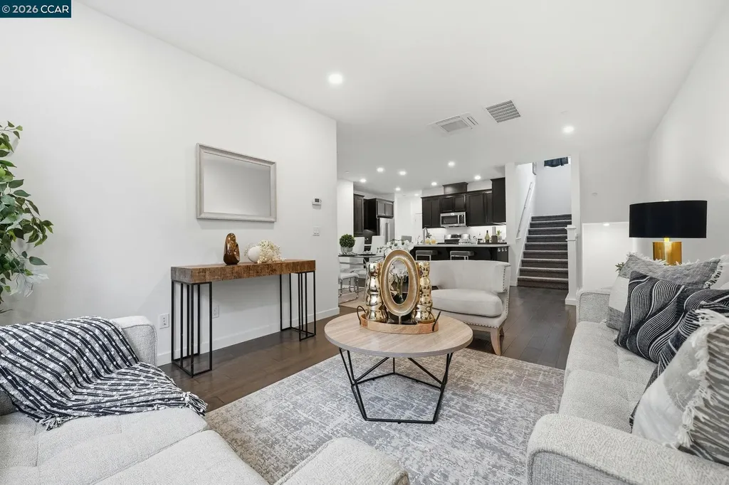 5862 Cadence Avenue Dublin CA 94568