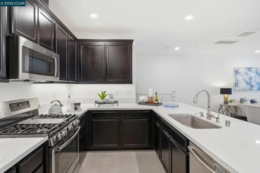 5862 Cadence Avenue Dublin CA 94568