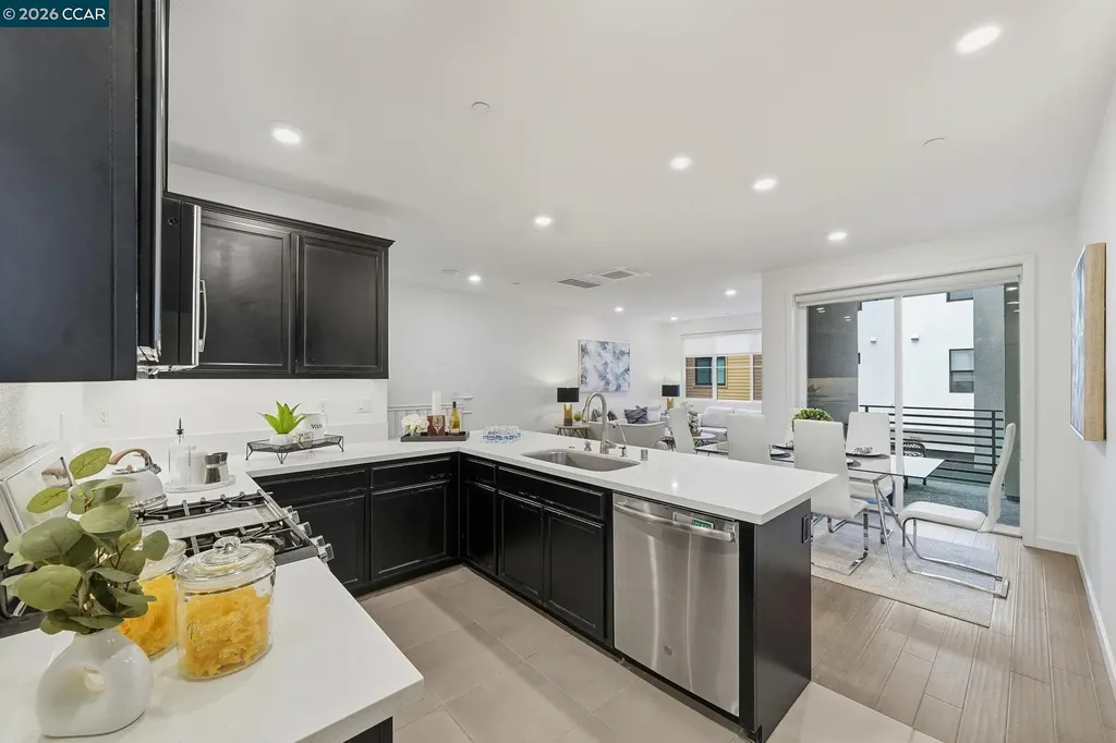 5862 Cadence Avenue Dublin CA 94568