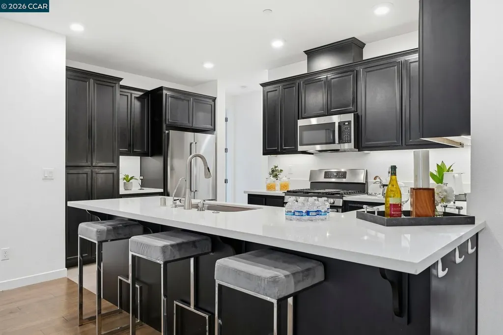 5862 Cadence Avenue Dublin CA 94568