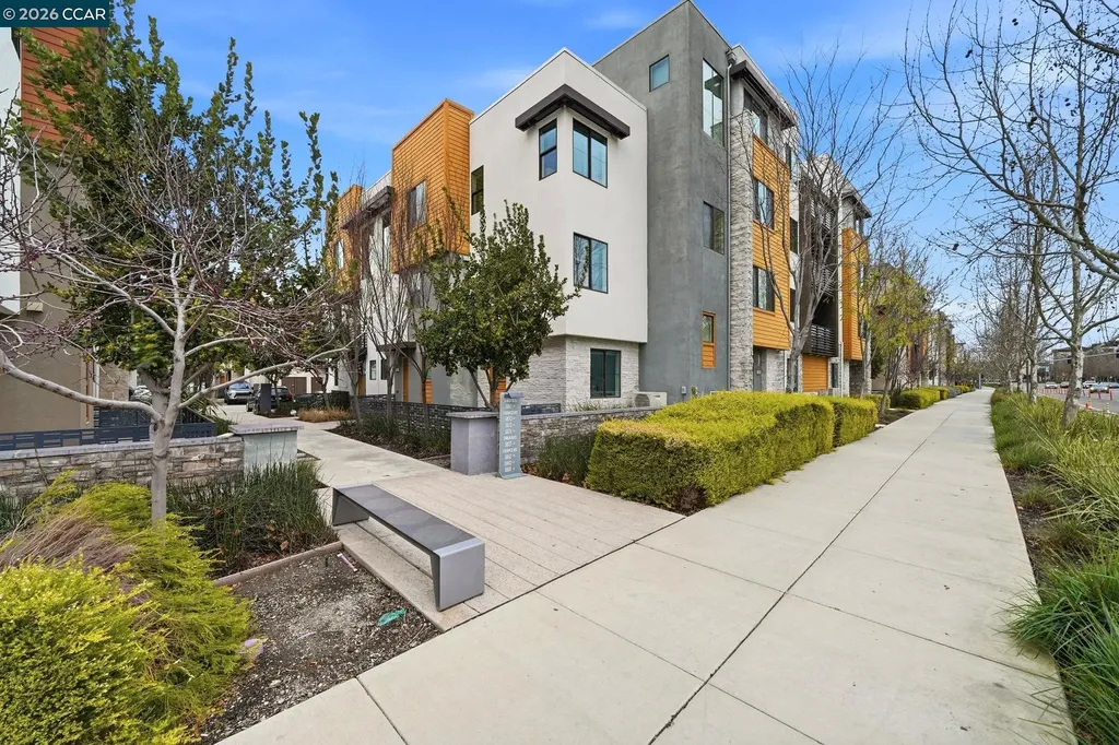 5862 Cadence Avenue Dublin CA 94568