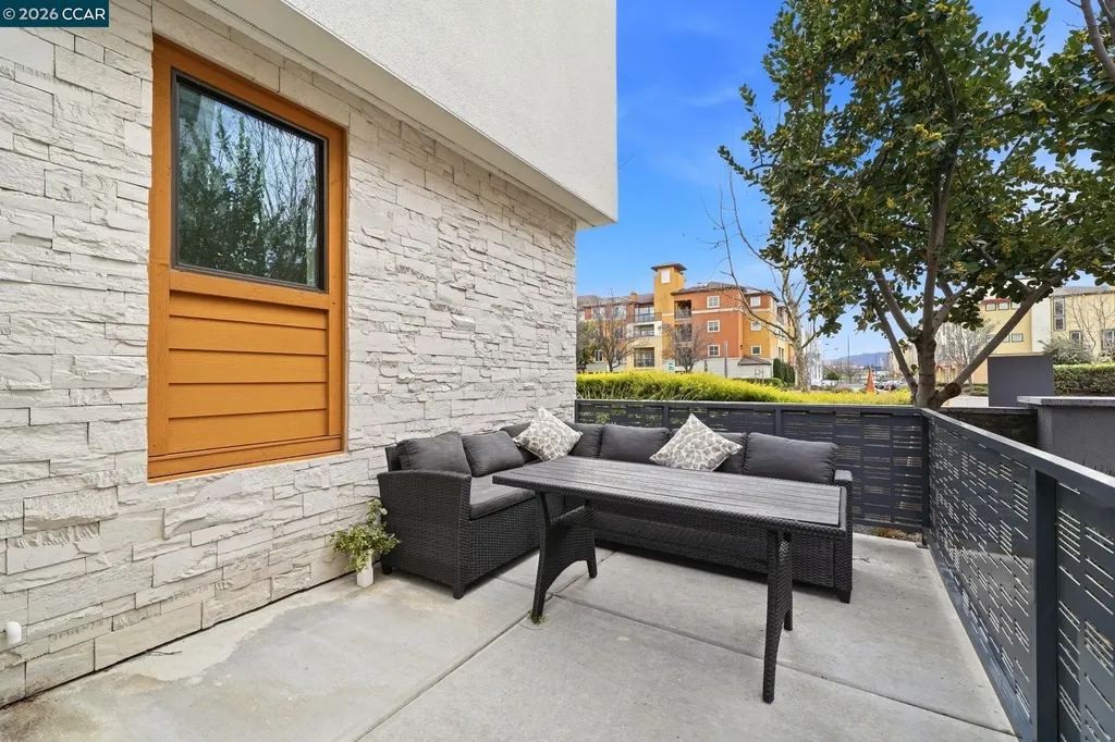 5862 Cadence Avenue Dublin CA 94568