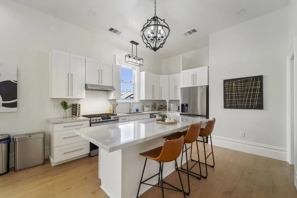 1662 14th Street Oakland CA 94607