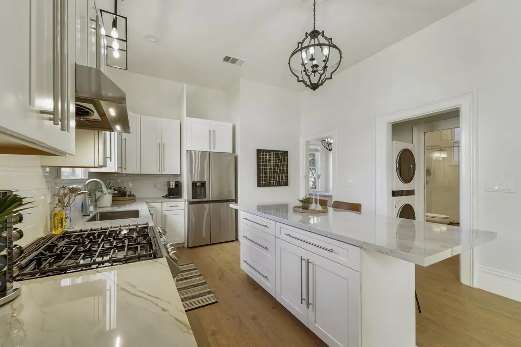 1662 14th Street Oakland CA 94607