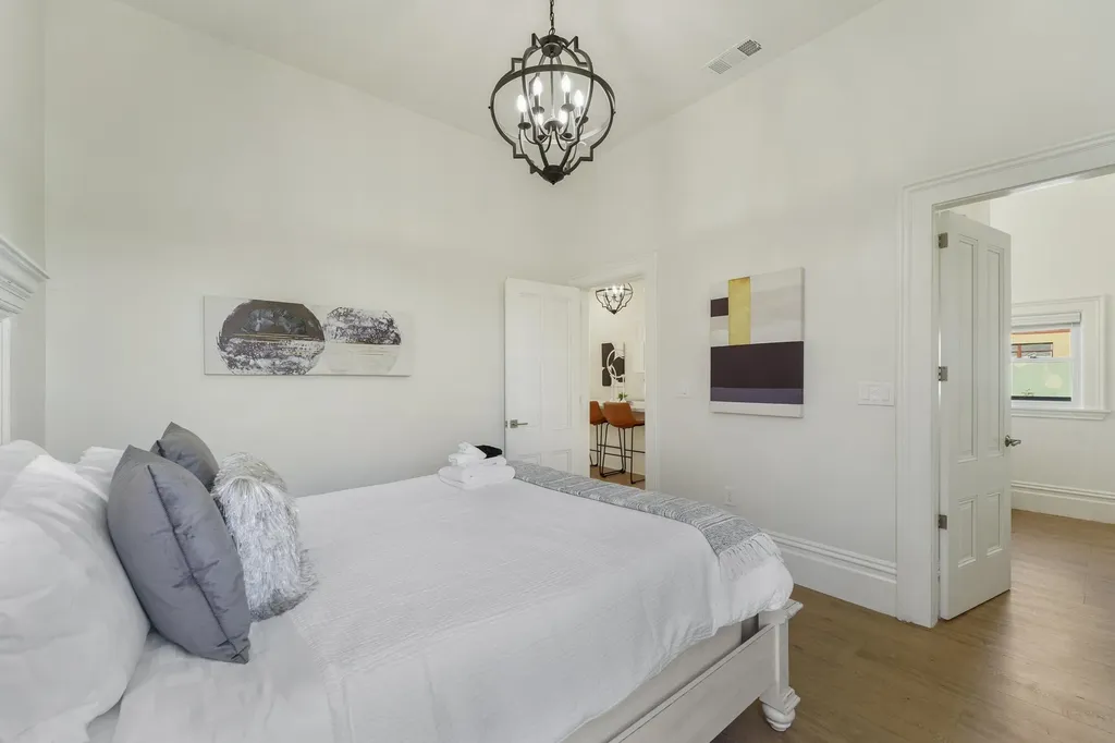 1662 14th Street Oakland CA 94607