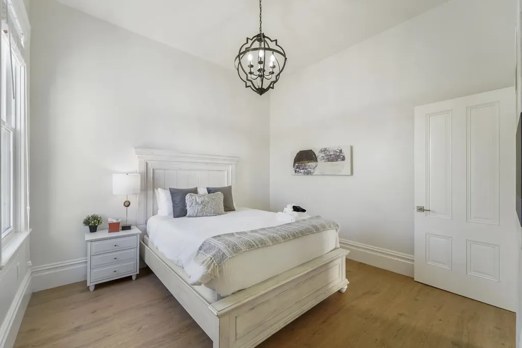 1662 14th Street Oakland CA 94607