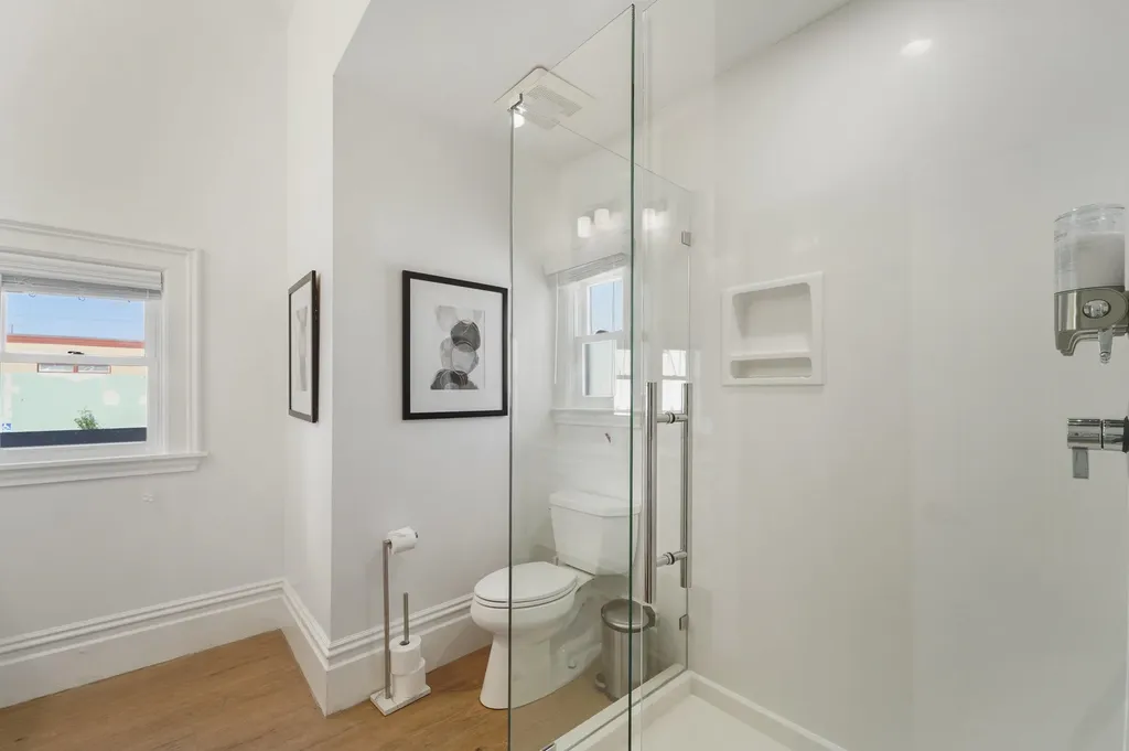 1662 14th Street Oakland CA 94607