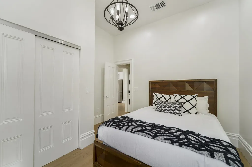 1662 14th Street Oakland CA 94607