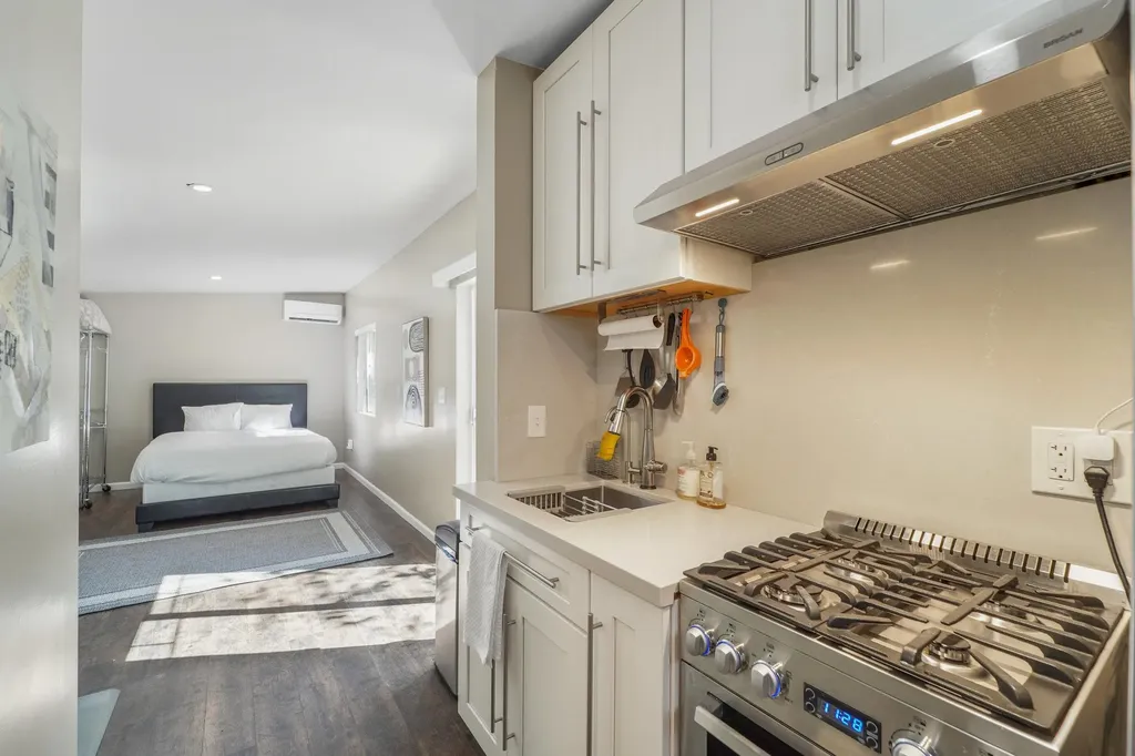 1662 14th Street Oakland CA 94607