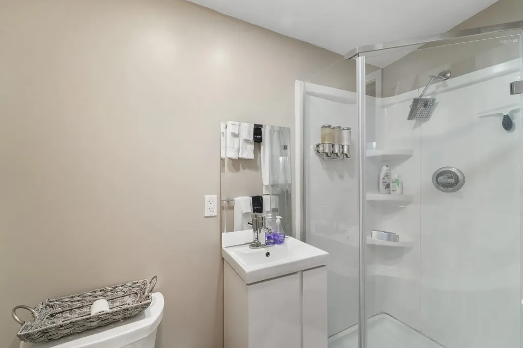 1662 14th Street Oakland CA 94607