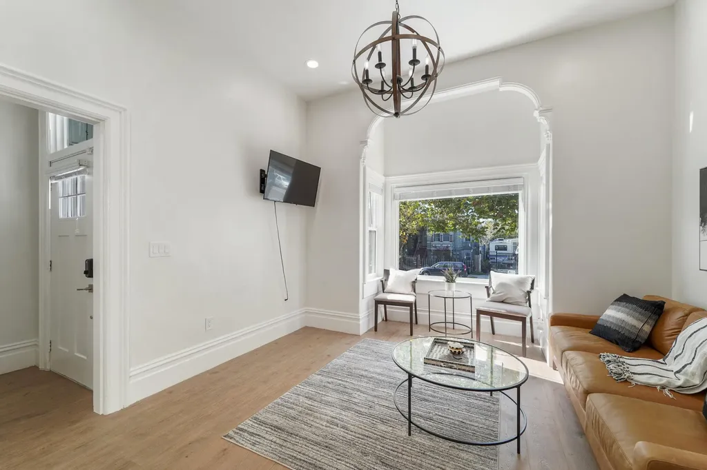 1662 14th Street Oakland CA 94607