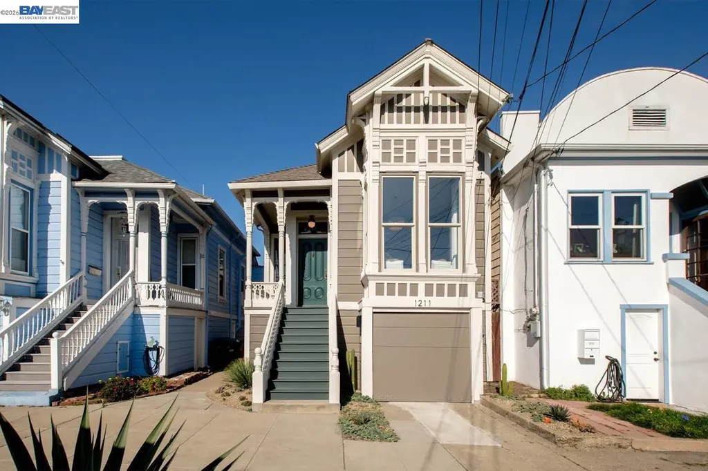 1211 Santa Clara Avenue Alameda CA 94501
