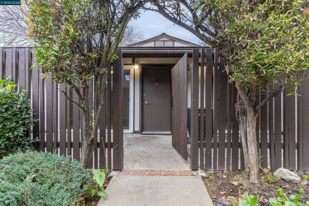 5492 Roundtree Drive Concord CA 94521