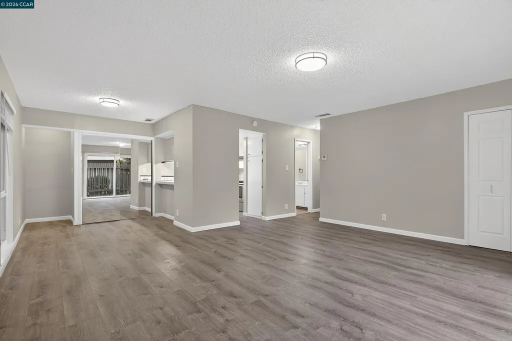 5492 Roundtree Drive Concord CA 94521