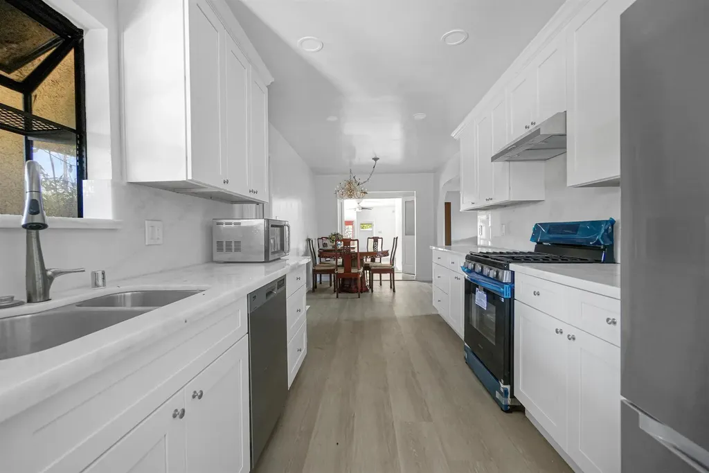 512 Teasdale Place Hayward CA 94544