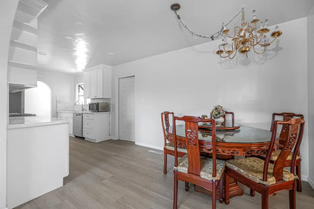 512 Teasdale Place Hayward CA 94544