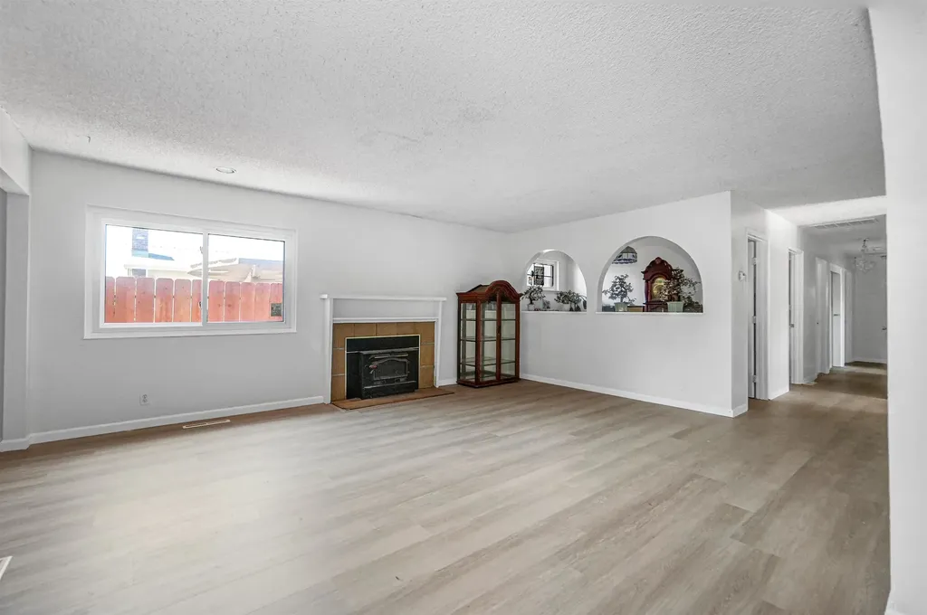 512 Teasdale Place Hayward CA 94544