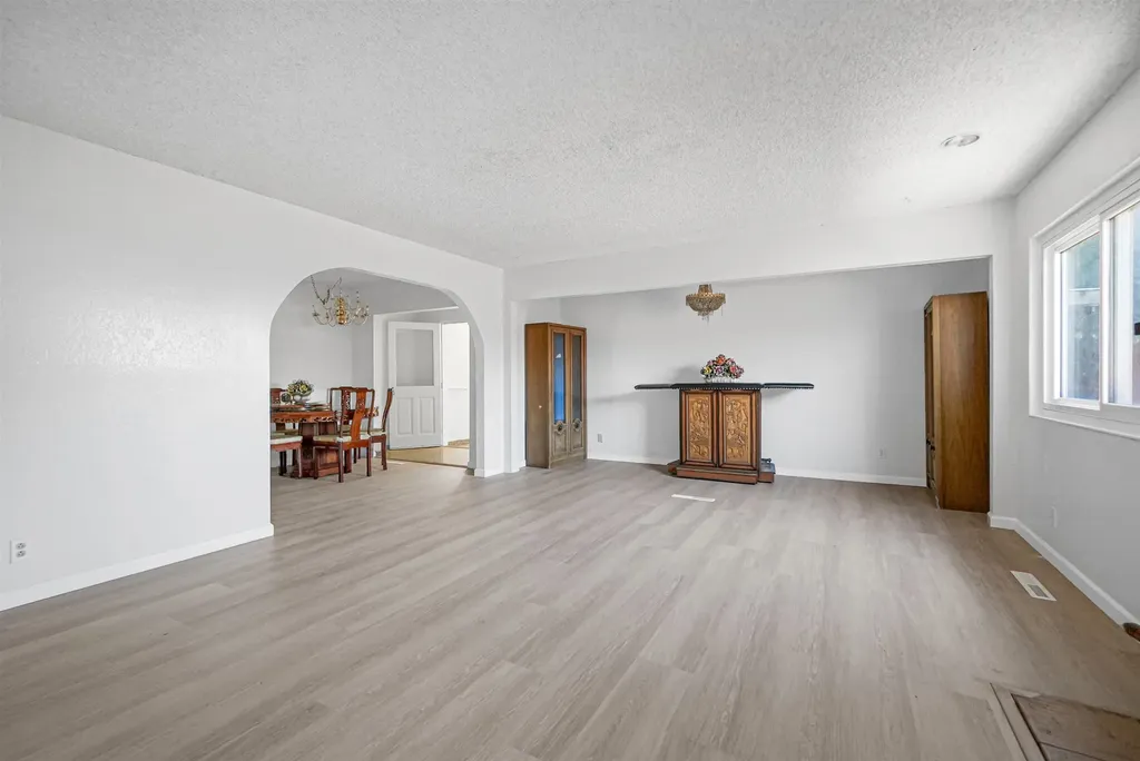 512 Teasdale Place Hayward CA 94544