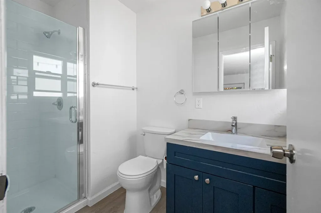 512 Teasdale Place Hayward CA 94544