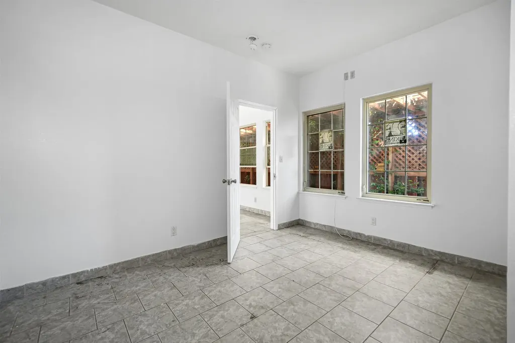 512 Teasdale Place Hayward CA 94544