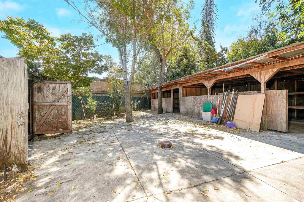 512 Teasdale Place Hayward CA 94544