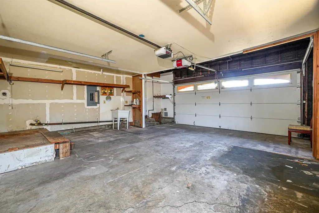 512 Teasdale Place Hayward CA 94544