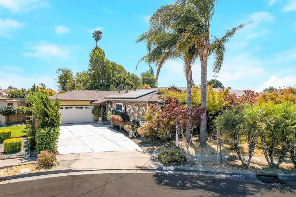 512 Teasdale Place Hayward CA 94544