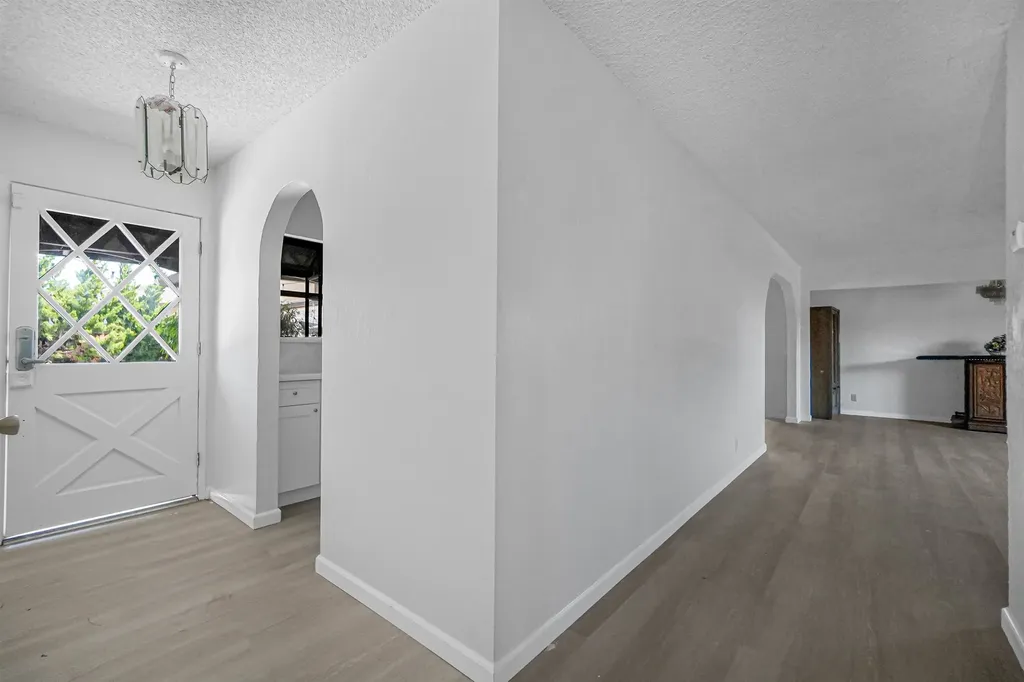 512 Teasdale Place Hayward CA 94544