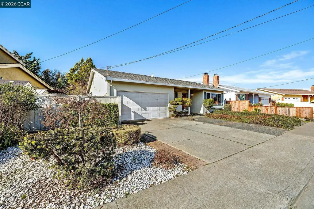 2075 Costa Court Pinole CA 94564