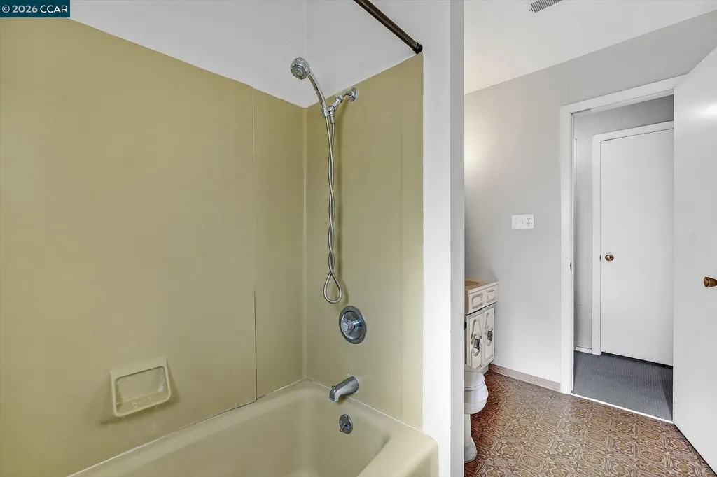 2075 Costa Court Pinole CA 94564