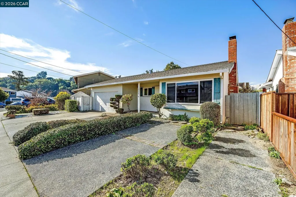 2075 Costa Court Pinole CA 94564