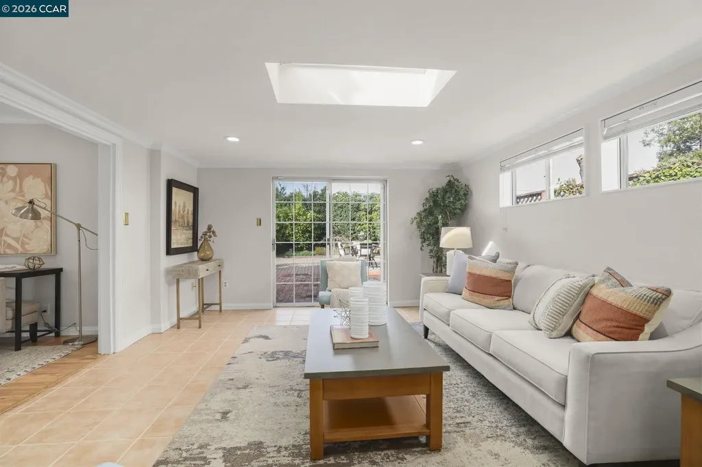 1449 Cape Cod Way Concord CA 94521