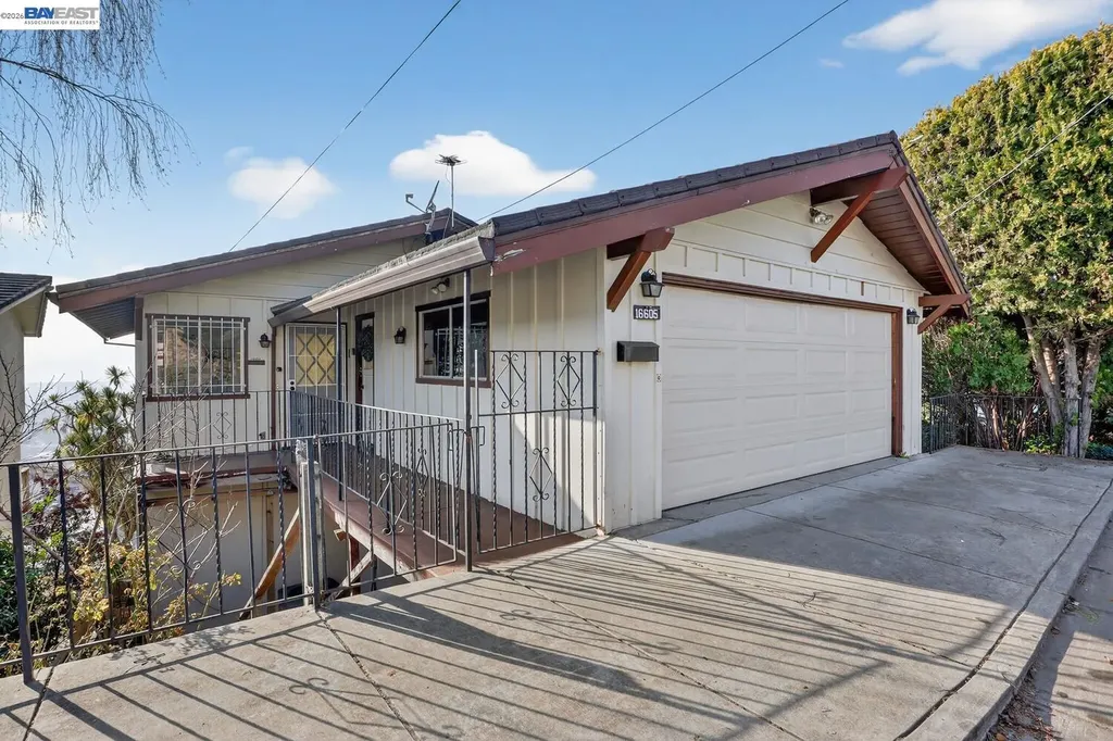 16605 Rolando Avenue Castro Valley CA 94578
