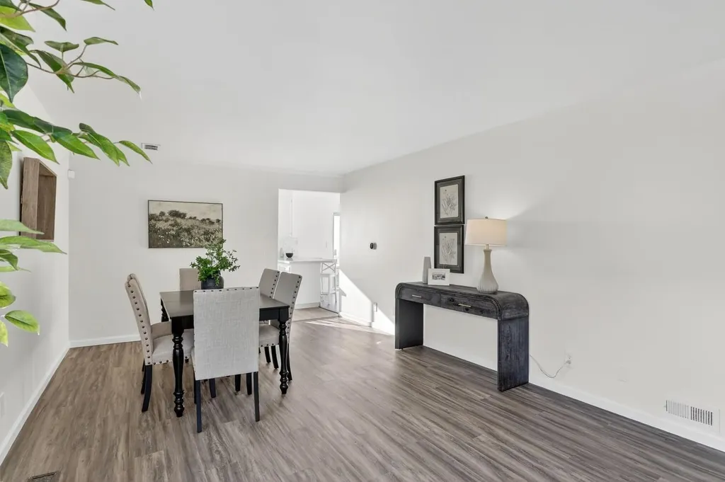 16605 Rolando Avenue Castro Valley CA 94578