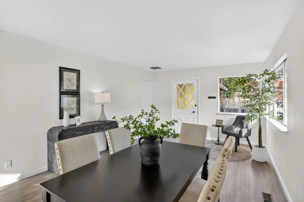 16605 Rolando Avenue Castro Valley CA 94578