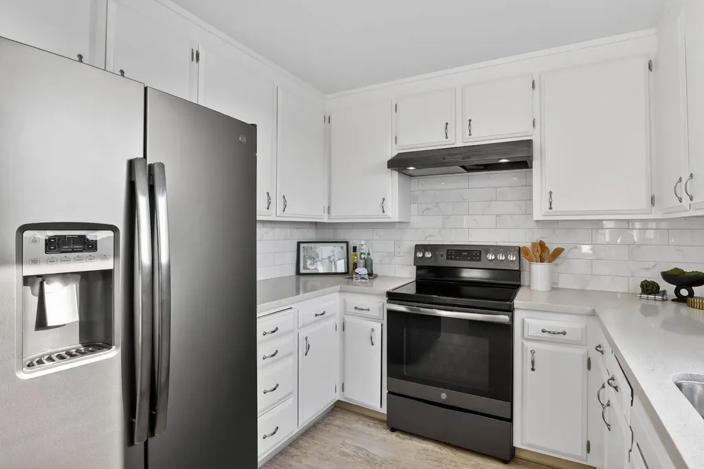 16605 Rolando Avenue Castro Valley CA 94578