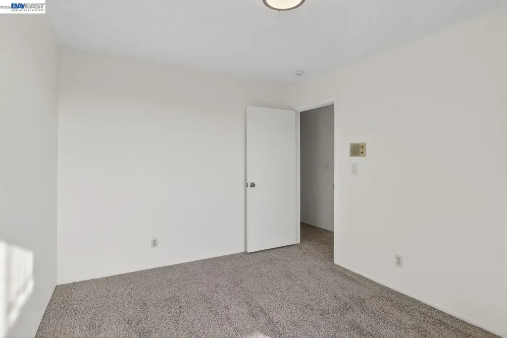 16605 Rolando Avenue Castro Valley CA 94578