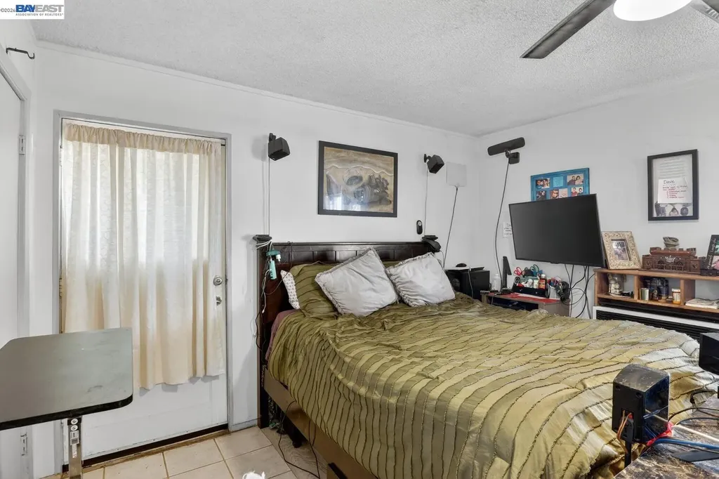 16605 Rolando Avenue Castro Valley CA 94578