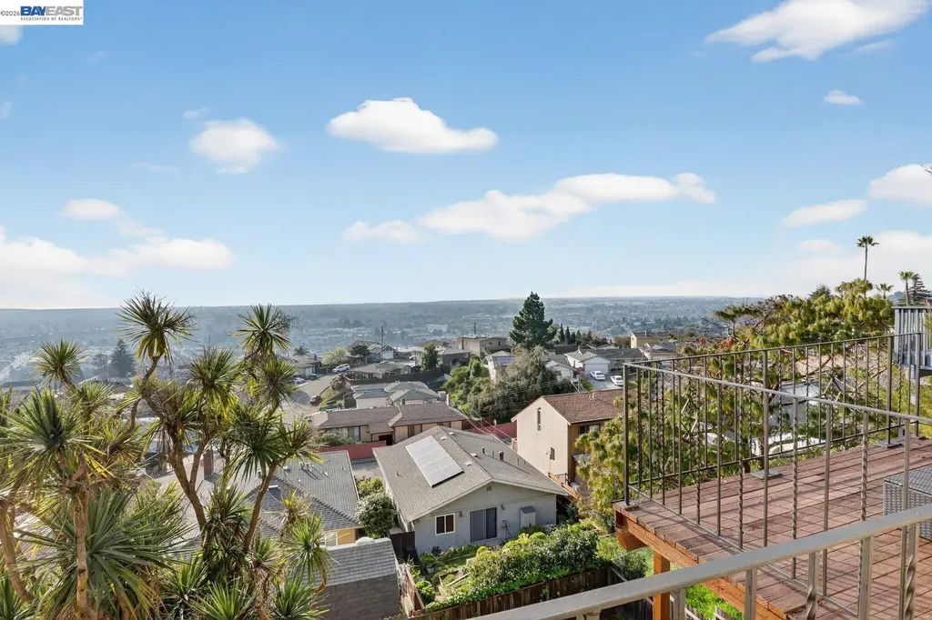 16605 Rolando Avenue Castro Valley CA 94578