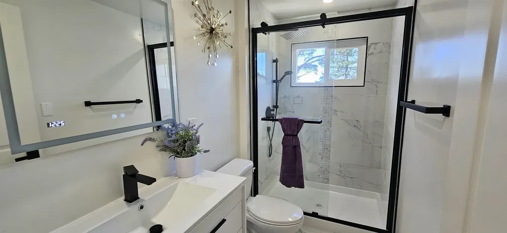 7030 Snake Road Oakland CA 94611