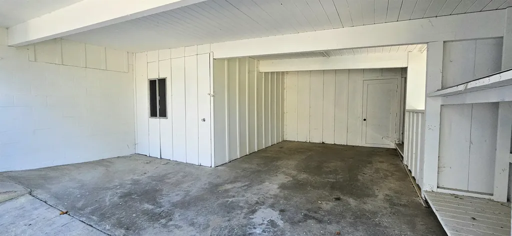 7030 Snake Road Oakland CA 94611