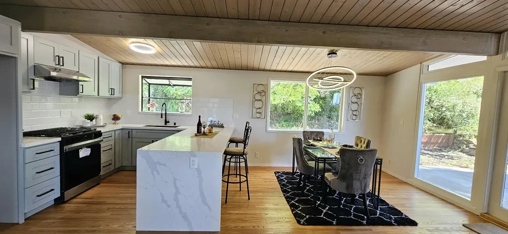 7030 Snake Road Oakland CA 94611