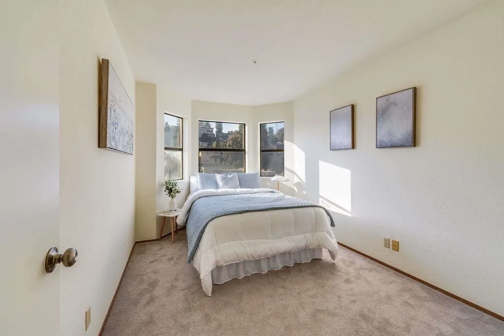 3648 Grand Avenue Oakland CA 94610