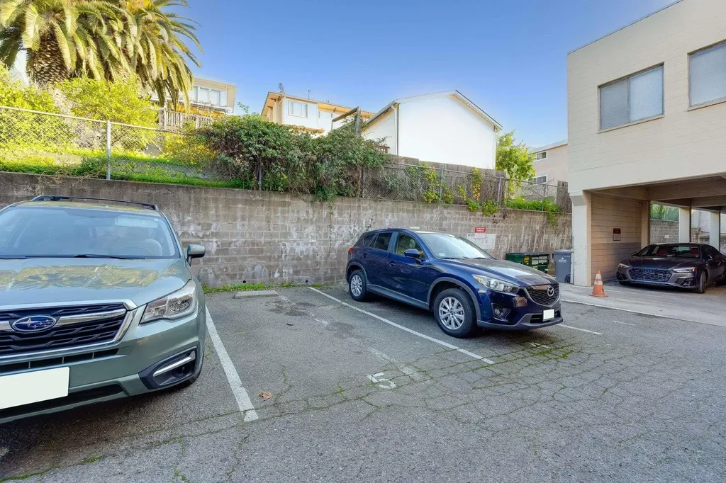 3648 Grand Avenue Oakland CA 94610
