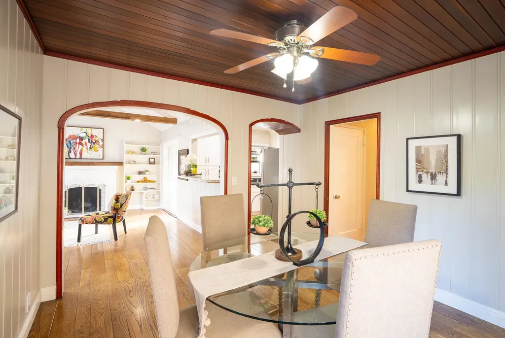 2925 El Monte Avenue Oakland CA 94605