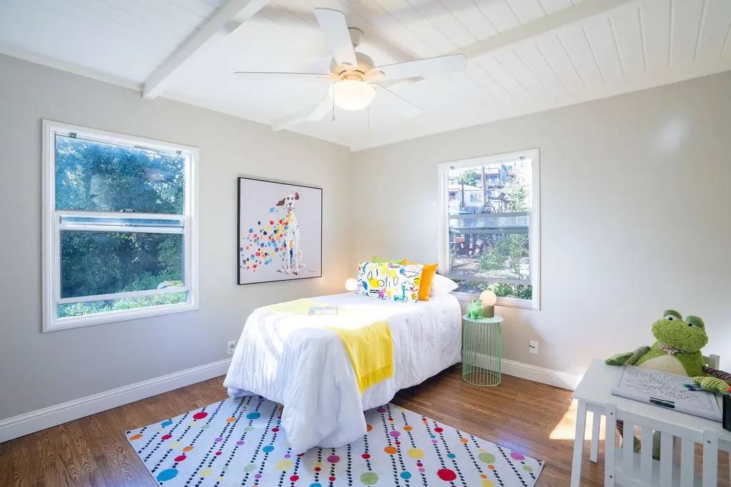 2925 El Monte Avenue Oakland CA 94605