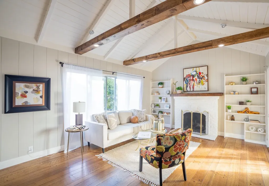 2925 El Monte Avenue Oakland CA 94605