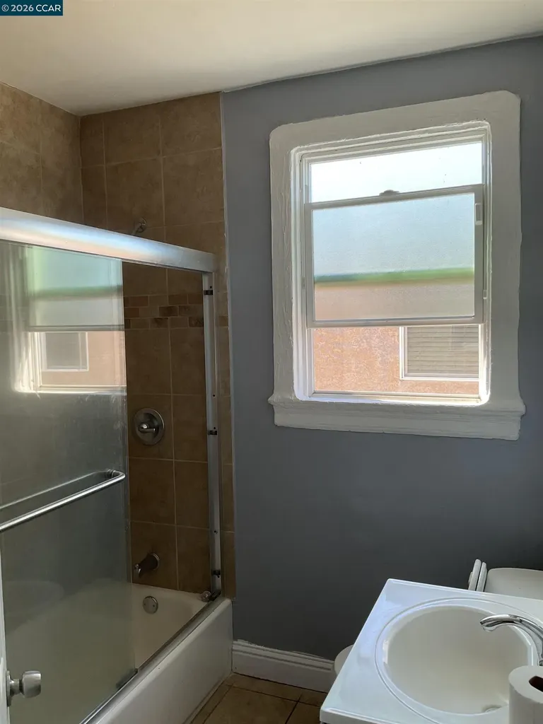 2359 Church Oakland CA 94603