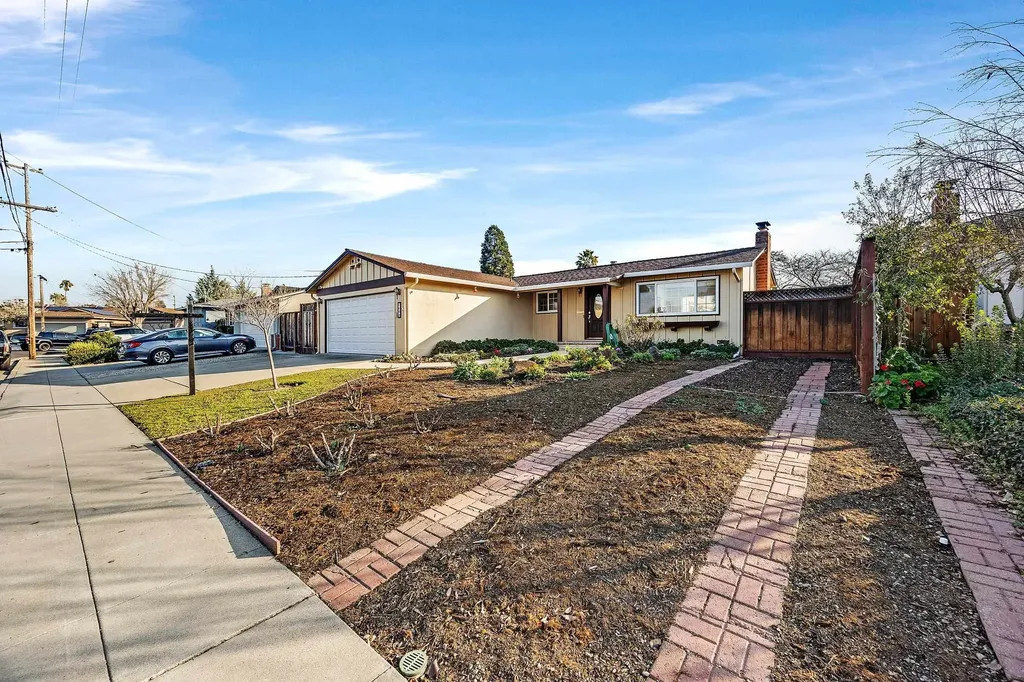 1009 Lisbon Avenue Livermore CA 94550